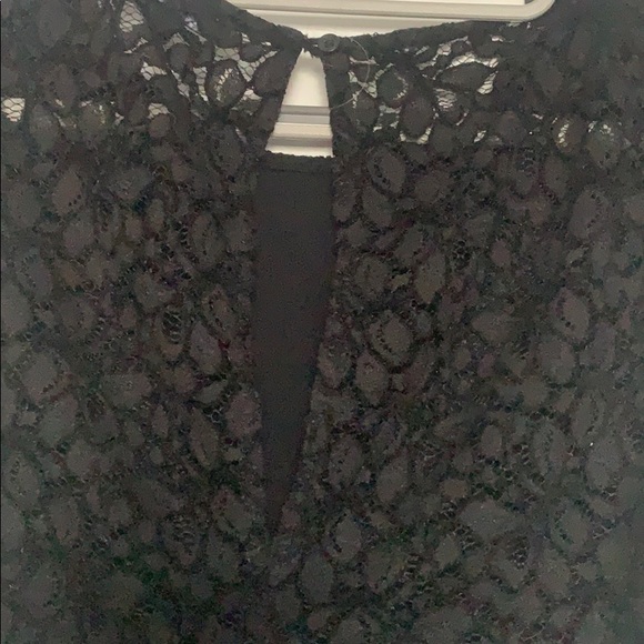 Black lace top - Picture 3 of 3